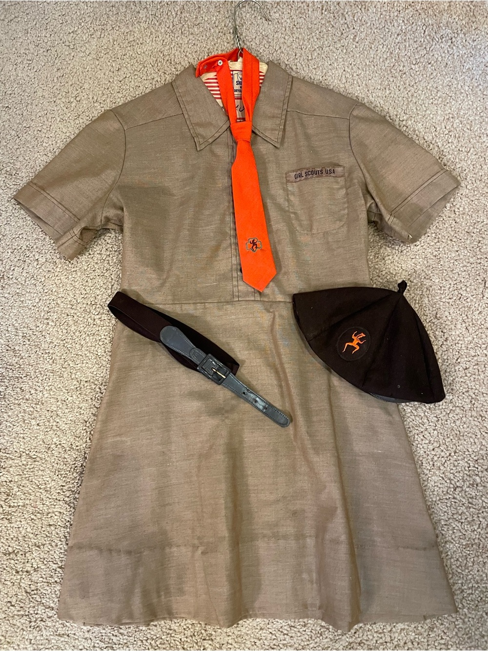Vintage 1960s Brownie Uniform Set 4pc Dress, Beanie, Belt,Tie with Talon Zipper